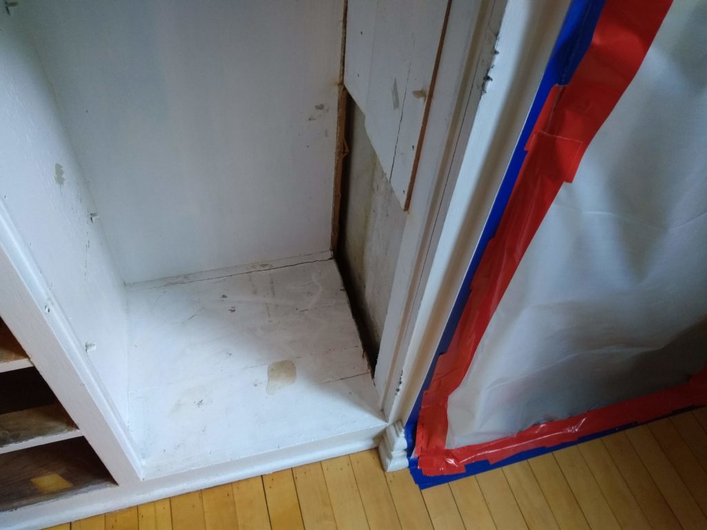 Structural repair and restoration work in Milwaukee and Waukesha Counties 