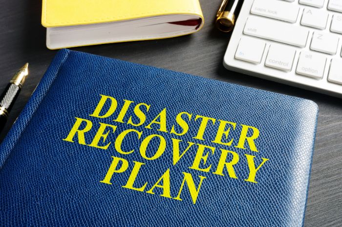 Disaster recovery plan notebook by Kelmann Restoratio